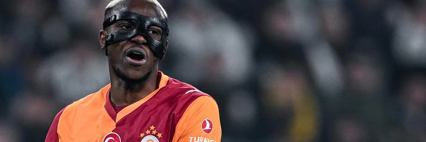 Osimhen denunciato da Mercedes: cosa ha combinato il nigeriano