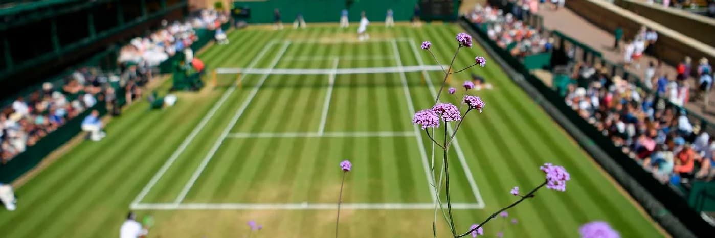 Tennis dal rosso al verde: chiuso il Roland Garros, si pensa a Wimbledon